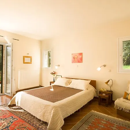 Kyveli Villa *